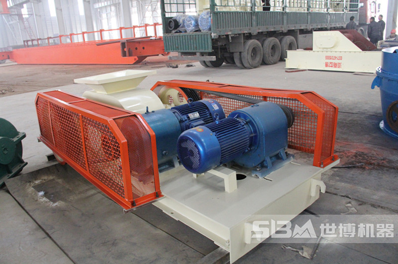 對輥制砂機(jī)