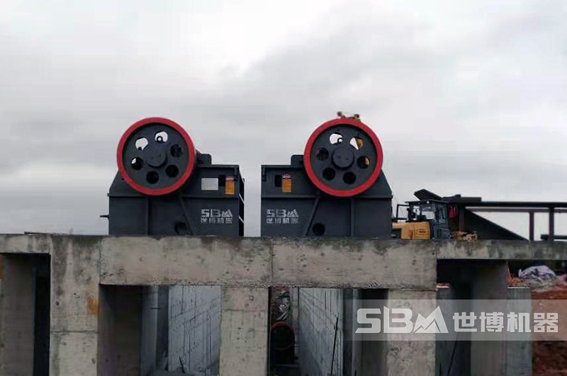 鄂破機(jī)安裝現(xiàn)場(chǎng)圖