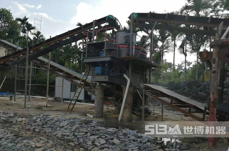 湖南婁底花崗巖人工制砂現(xiàn)場