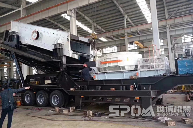 大型移動制沙機生產中