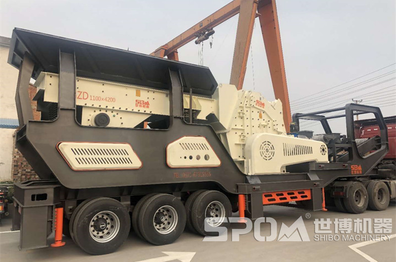 輪胎式移動(dòng)大口反擊破