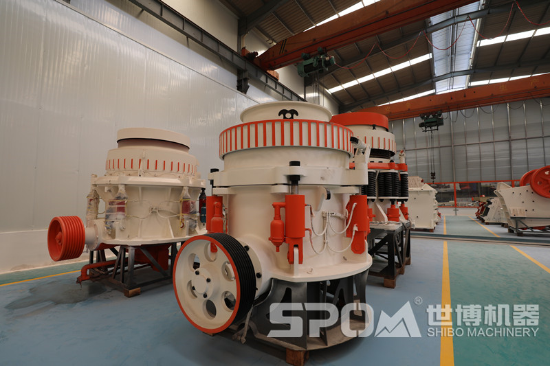 石料廠中細碎設(shè)備：圓錐破碎機