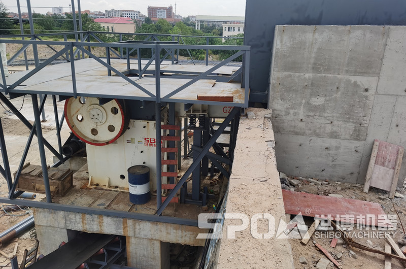 小型石子破碎機現場圖，家庭用小顎破